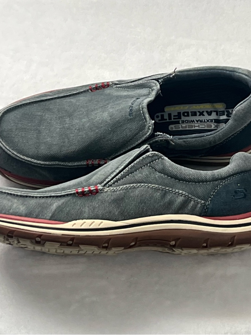 Skechers Men’s Gray Slip-On Casual Loafer with Red Accents, Size 11